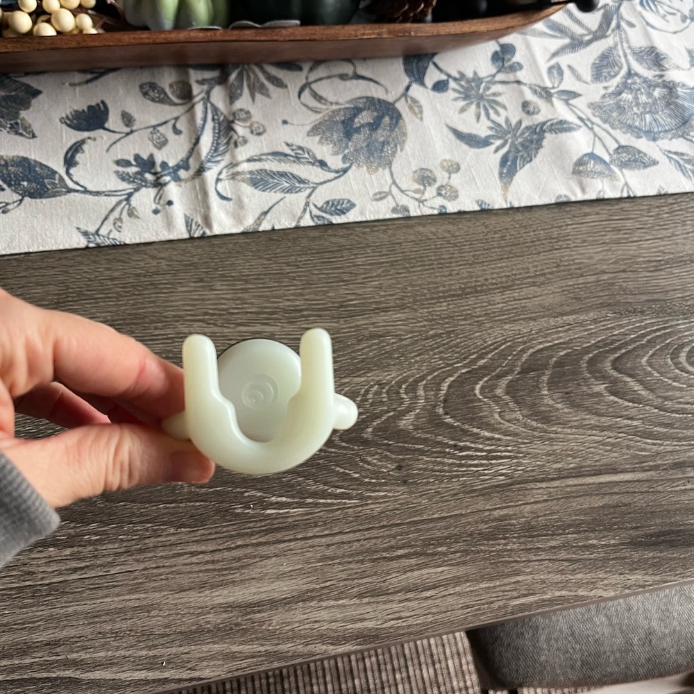 Glow-in-the-Dark Pop Socket holder